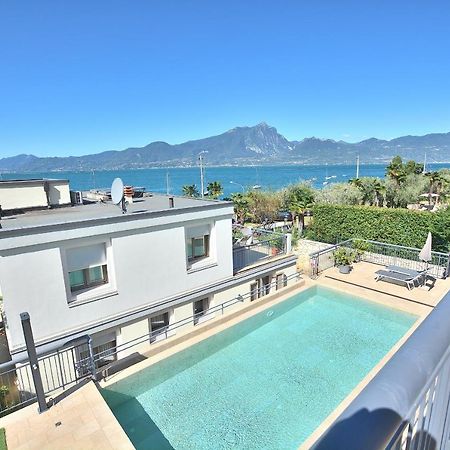 South Apartment With Pool トッリ・デル・ベーナコ エクステリア 写真